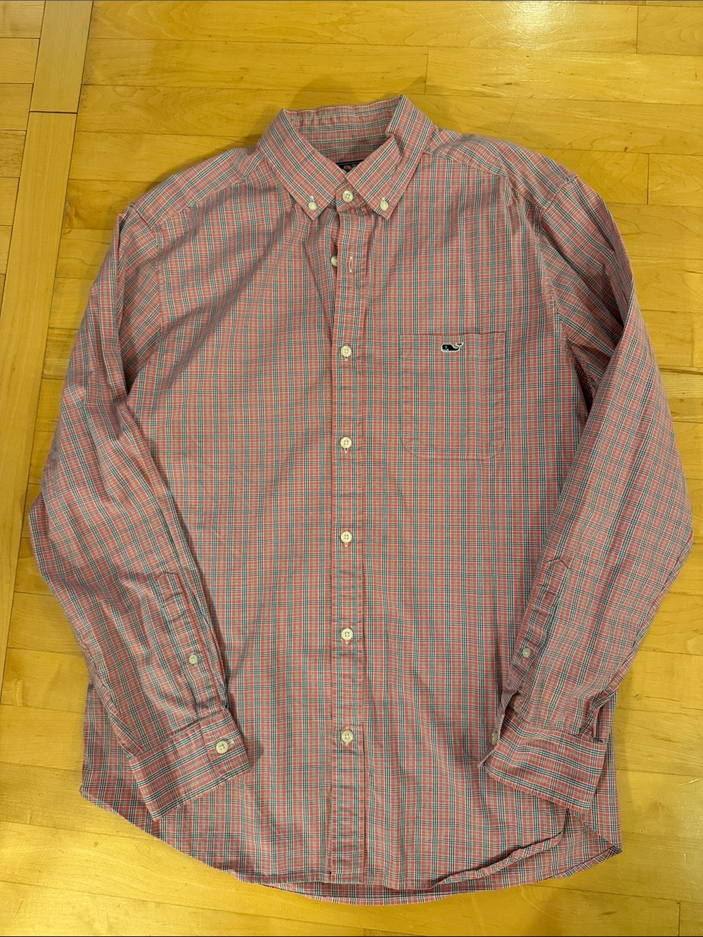 Vineyard Vines Button-Down Long Sleeve Plaid Shirt in Pink and Blue